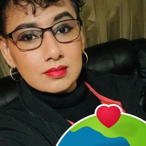 Meet your Posher, Angelita